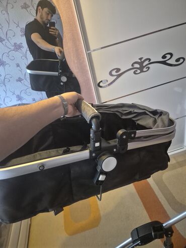 Araba-beşiklər: Çıxarıla bilən beşikli araba, Yeni, Yaş: 1-6 ay — 12