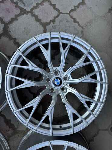 Диски: Литые Диски R 20 BMW, Комплект, отверстий - 5, Б/у — 5