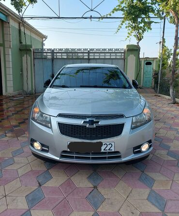 запчасти на опель вектра: Chevrolet Cruze: 1.4 l | 2015 il 178000 km Sedan
