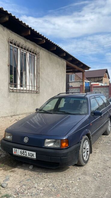 Volkswagen: Volkswagen Passat: 1993 г., 1.8 л, Механика, Бензин, Универсал