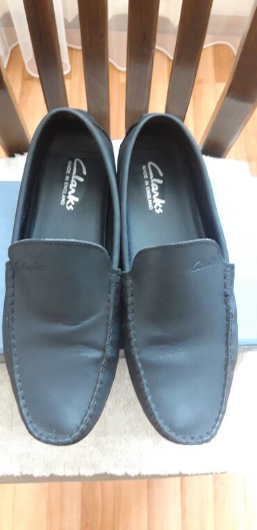 обувь мужская 43: Легкие удобные макасины Clarcs,материал нубук натуральный,брал за