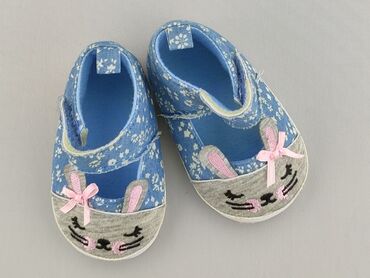Baby shoes, 18, condition - Very good