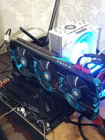 Видеокарты: Видеокарта, Б/у, Sapphire, Radeon R, Для ПК