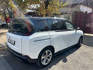 chery indis: FAW Besturn B50: 2022 г., Автомат, Электромобиль, Минивэн — 5