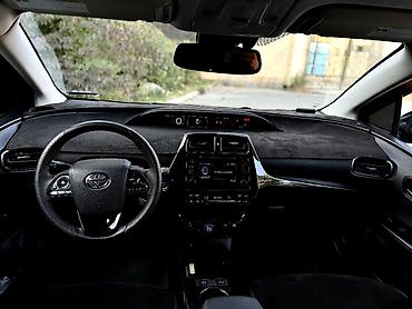тайота приус в: Toyota Prius: 2019 г., 1.8 л, Вариатор, Гибрид, Лифтбек — 8