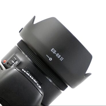 50mm: ● Canon 50mm STM 1.8 Blenda. (ES-68II) ● Metro çıxışlarına və Xırdalan