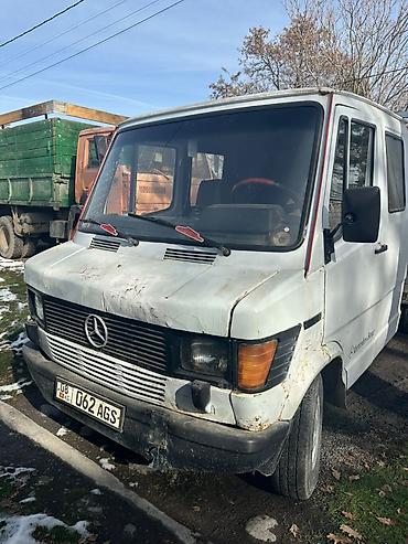 кондиционер на спецтехнику: Mercedes-Benz : 1989 г., 2.9 л, Механика, Дизель — 2