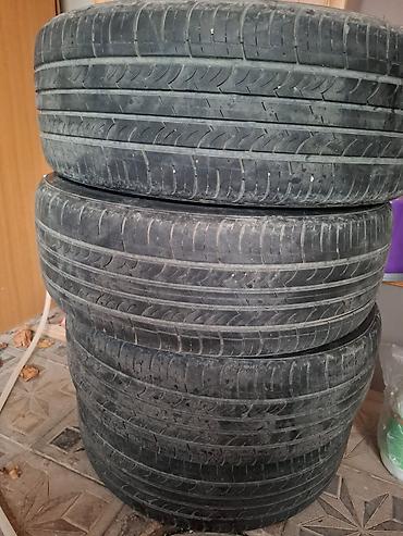 225/55/18- Brend/model: Nexen (yan divarda NEXEN yazısı) 4 edəndir