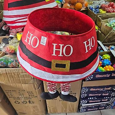 jelka nacrtana: Božićni dekorativni oklop za postolje jelke – “HO HO HO” Deda Mraz — 2