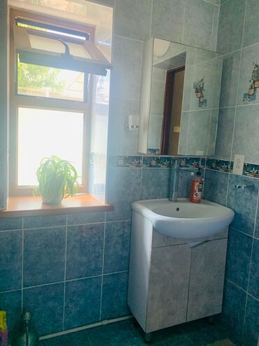 Продажа домов: Дом, 210 м², 7 комнат, Собственник — 13