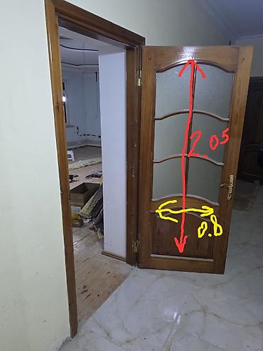 pilasdik qaplar: Taxta iç qapı – şüşəli dizayn - Material: möhkəm təbii ağac karkas — 1