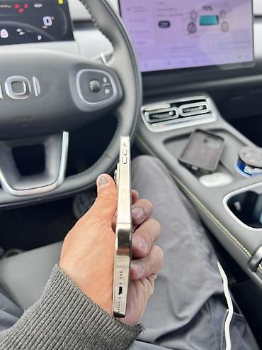 компа: IPhone 14 Pro, цвет Natural Titanium (светлый). Характеристики и — 4