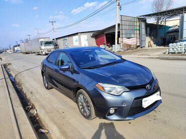 Toyota Corolla: 2015 г., 1.8 л, Автомат, Бензин, Седан