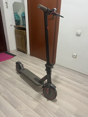 Электросамокаты: Электросамокат, Xiaomi, Без рассрочки, Б/у, Самовывоз, Платная доставка