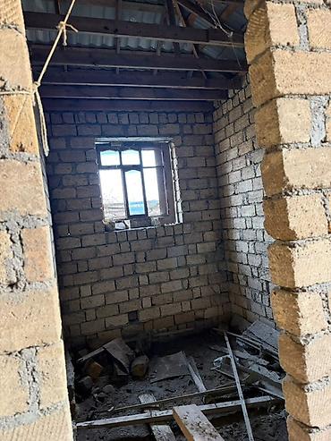 Həyət evləri və villaların satışı: Sumqayit Arxiv idaresinin arxasi. 76-cı məhəllə. Satış üçün yarımçıq — 27