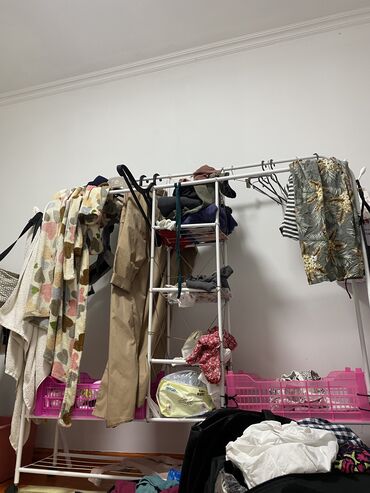 Другие товары для дома: Продаю вешалку (кронштейн) Поднимает до 58 кг Продаю связи с