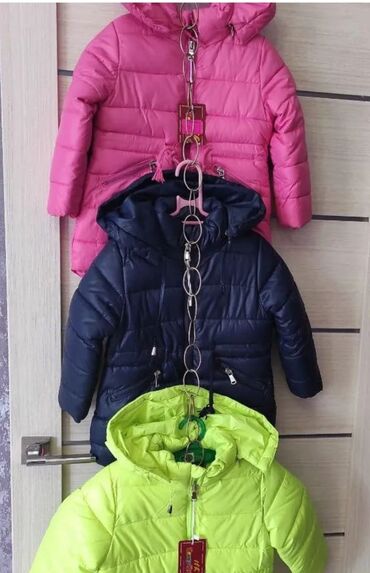 жилетки детские: Продаю новые детские курточки. поздняя осень ранняя зима. на флизе