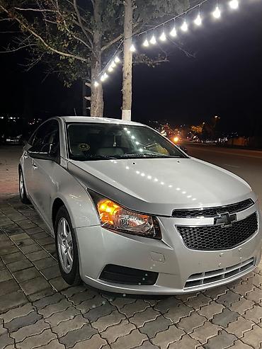 2 5 dizel mator: Chevrolet Cruze: 1.4 l | 2014 il 2009000 km Sedan — 1