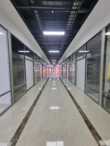 Продажа магазинов В торговом центре, 28 м², Свежий ремонт, Отдельный вход, 1 этаж