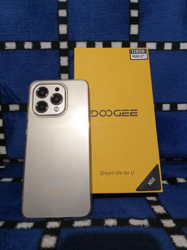 телефон s22: DOOGEE, N55, Колдонулган, 128 ГБ, түсү - Күмүш, 2 SIM
