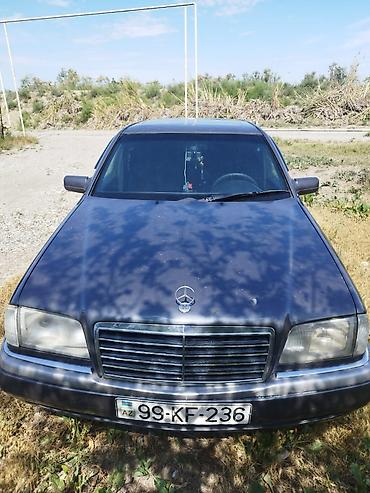 c180 1994: Mercedes-Benz C 180: 1.8 l | 1996 il Sedan — 9