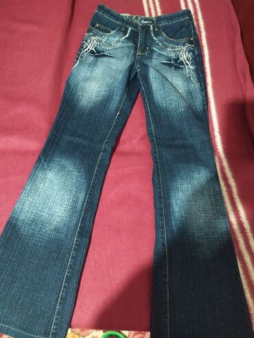 джинсы женские 38 размер: Клеш, Средняя талия