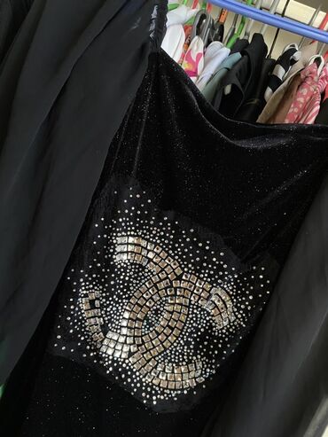 tutek torero universal arabalar: Bu qara rəngli, M/L/XL ölçü parlaq parçadan hazırlanmış qadın bluzası