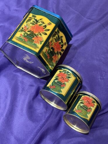 tiens çay: Metal konserv qutularından ibarət dekorativ dəst - Rənglər