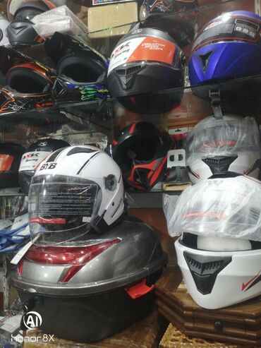 Moto dəbilqələr: Moto Kaskalar 29azn 1-ci şəkildəki Ag Kaska 29azn. Kaskanın altındakı -da lalafo.az — 2 Moto dəbilqələr: Moto Kaskalar 29azn 1-ci şəkildəki Ag Kaska 29azn. Kaskanın altındakı — 2