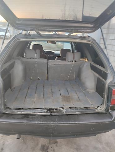 Volkswagen: Volkswagen Passat: 1994 г., Универсал — 11