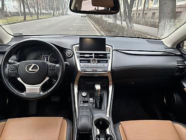 byd e2 2025: Lexus NX: 2017 г., 2 л, Автомат, Бензин, Кроссовер — 3
