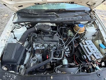 салон гольф 4: Volkswagen Golf: 1992 г., 1.8 л, Автомат, Бензин — 6
