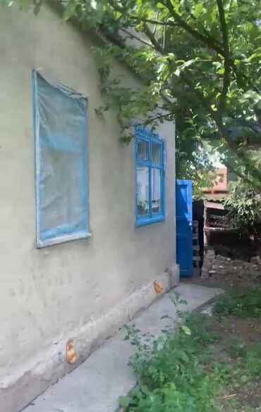 продается дом на ыссыкуле: Дача, 35 м², 2 комнаты, Риэлтор, Старый ремонт