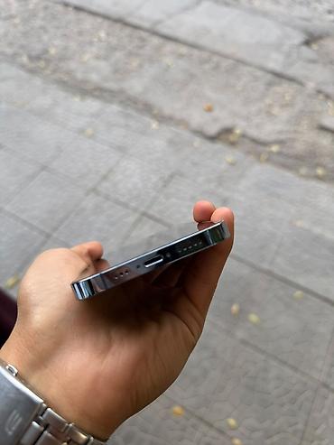 galaxy active: IPhone 13 Pro, Б/у, 256 ГБ, Графит, Чехол, Коробка, 73 % — 3