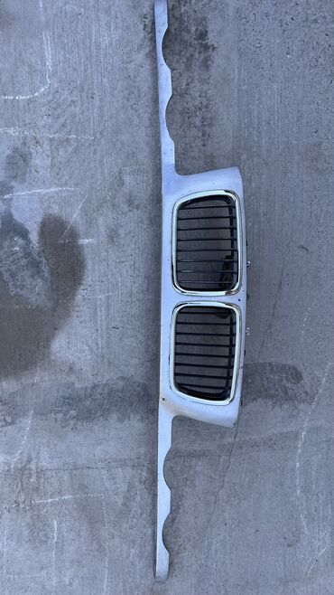 Решетки, облицовки: Решетка радиатора BMW 2024 г., Б/у, Оригинал, Германия