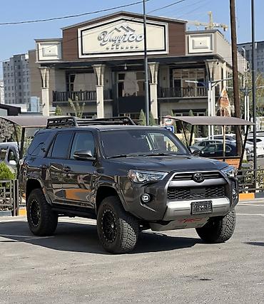 Toyota: Toyota 4Runner: 2021 г., 4 л, Автомат, Бензин, Внедорожник — 2