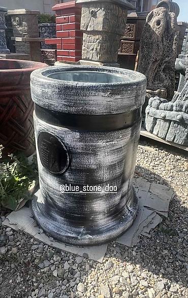 rack orman: Dekorativna betonska žardinjera – bure - Materijal: armirani beton — 1
