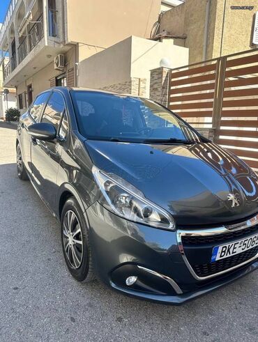 Peugeot: Peugeot 208: 1.6 l. | 2017 έ. 154000 km. Χάτσμπακ — 1