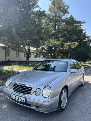 мерседес в аварийном состоянии: Mercedes-Benz E-Class: 2001 г., 2.8 л, Типтроник, Бензин, Седан