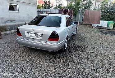 motor bmw: Mercedes-Benz C-Class: 2.2 l | 1993 il Sedan — 1