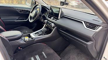 Toyota: Toyota RAV4: 2019 г., 2.5 л, Автомат, Бензин, Кроссовер — 8