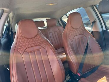 Информатика: Toyota AA: 1.5 л | 2018 г. Хэтчбэк