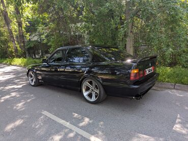 беха машина: BMW 540: 1993 г., 4 л, Автомат, Бензин, Седан