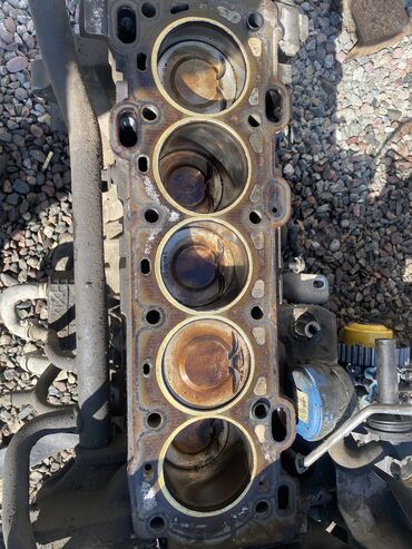 Двигатели, моторы и ГБЦ: ГБЦ Volvo 2004 г., 2.4 л, Б/у, Оригинал at lalafo.kg — 18 Двигатели, моторы и ГБЦ: ГБЦ Volvo 2004 г., 2.4 л, Б/у, Оригинал — 18
