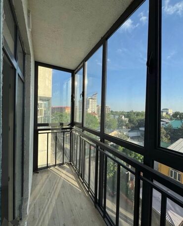 Balkonlar: Balkon baglanmagi əsas üstünlüklərindən biri havadan qorunmaqdır — 8