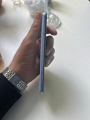 12x: Xiaomi 12X, 256 GB, 
 İki sim kartlı — 3