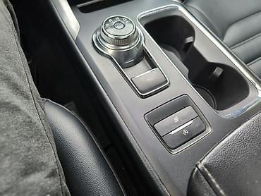ford focus oluxana: Ford Fusion (Mondeo) sedan – qara rəng, 4 qapı, LED ön işıqlar və — 6