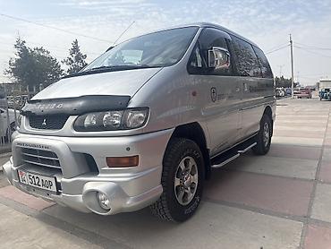 авто домик: Mitsubishi Delica: 2004 г., Минивэн — 1