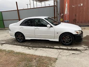 Toyota: Toyota Altezza: 1999 г., 2 л, Механика, Бензин, Седан — 2