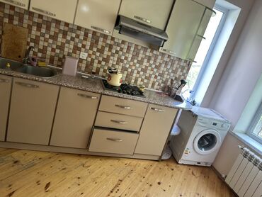 Günlük kirayə evlər: 100 kv. m, 3 otaqlı, Kombi, Qaz, İşıq — 12